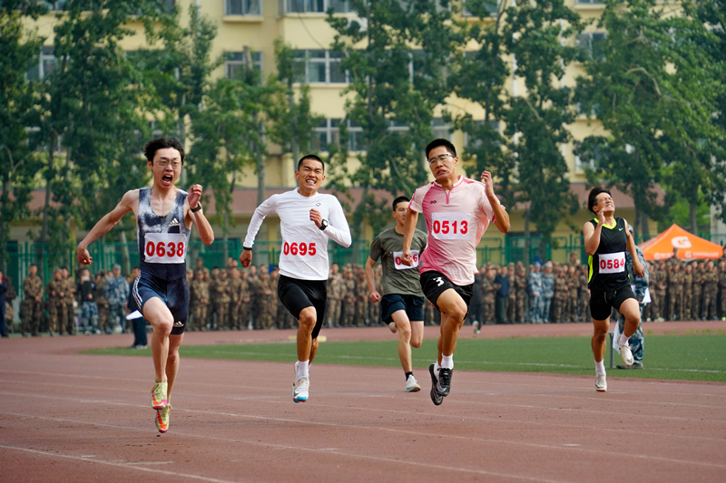 學校舉行第二十一屆運動會